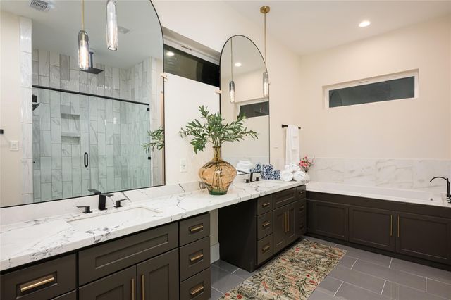 917 Thompson Street, Houston, TX 77007