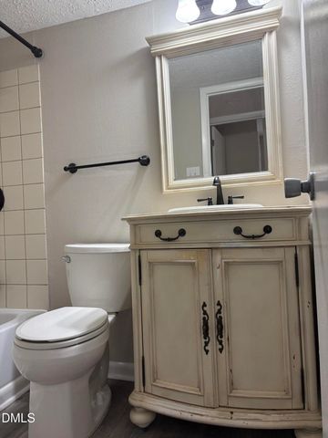 533 Pine Ridge Place, Raleigh, NC 27609