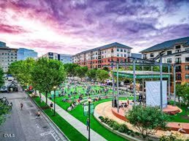 533 Pine Ridge Place, Raleigh, NC 27609