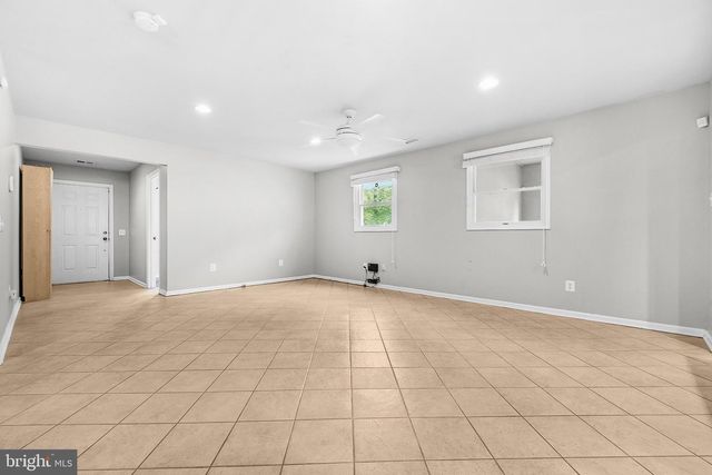 8200 LEGION DR, Lorton, VA 22079
