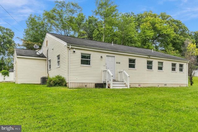 8200 LEGION DR, Lorton, VA 22079