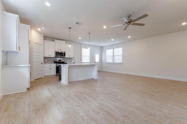 1115 Santee Court, Rosharon, TX 77583