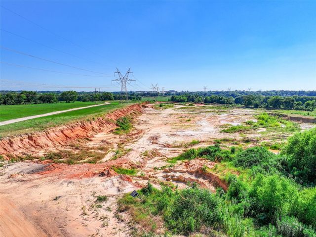 3238 E HWY 11, Sulphur Springs, TX 75494