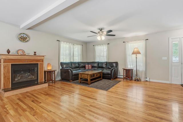 24 Heritage Drive, Berwick, ME 03901