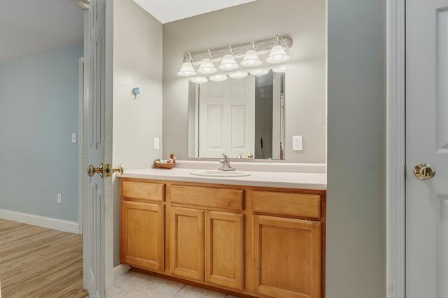 24 Heritage Drive, Berwick, ME 03901