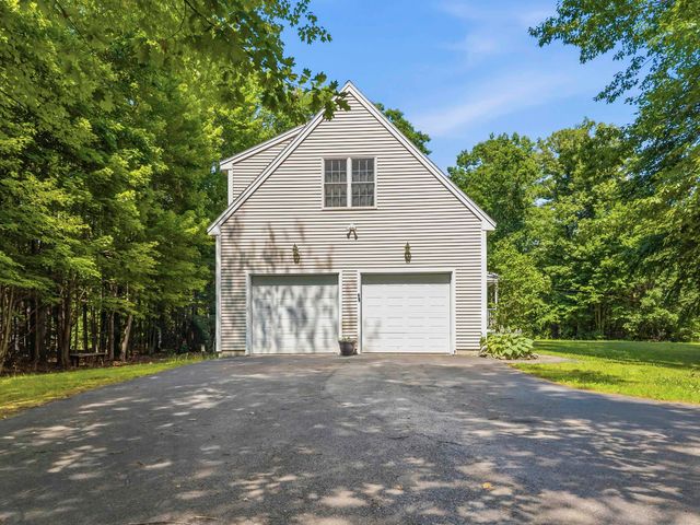 24 Heritage Drive, Berwick, ME 03901