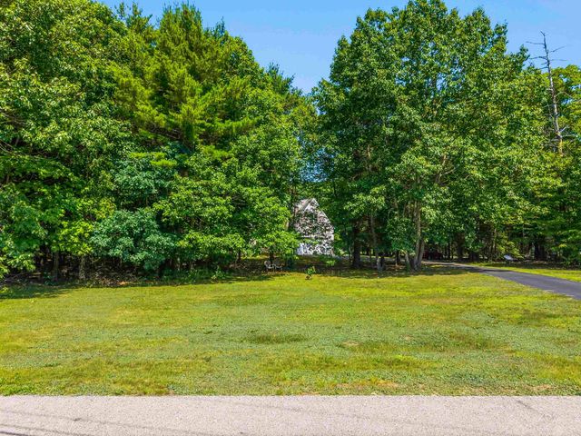 24 Heritage Drive, Berwick, ME 03901