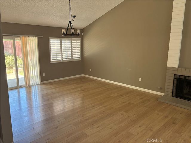 3527 Lake Crest, Lake Elsinore, CA 92530