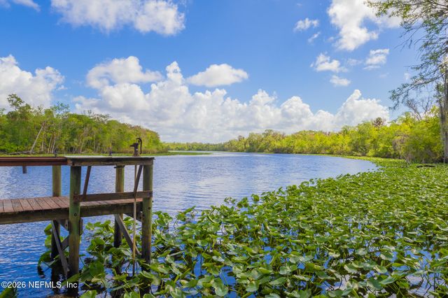 143 BAYOU Drive, Satsuma, FL 32189