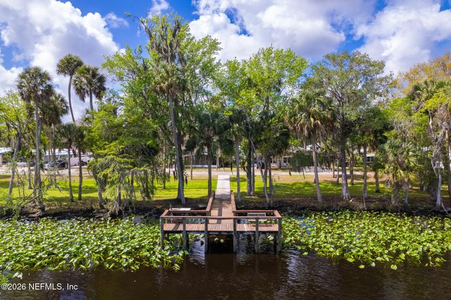 143 BAYOU Drive, Satsuma, FL 32189