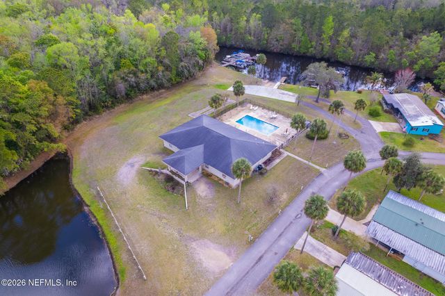 143 BAYOU Drive, Satsuma, FL 32189