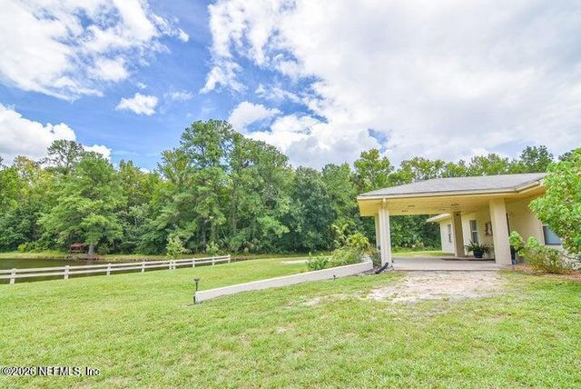 143 BAYOU Drive, Satsuma, FL 32189