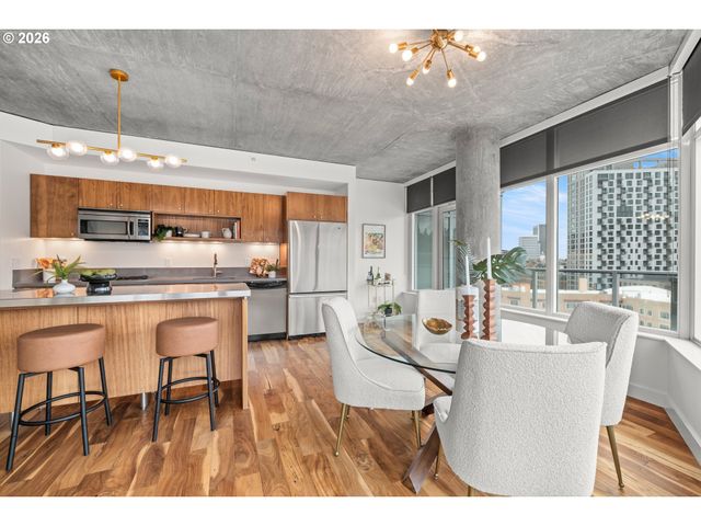 1926 W BURNSIDE St 1016, Portland, OR 97209