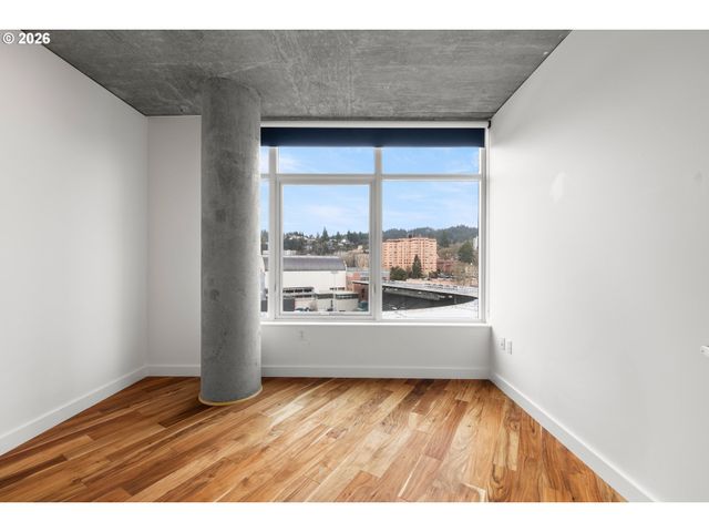 1926 W BURNSIDE St 1016, Portland, OR 97209