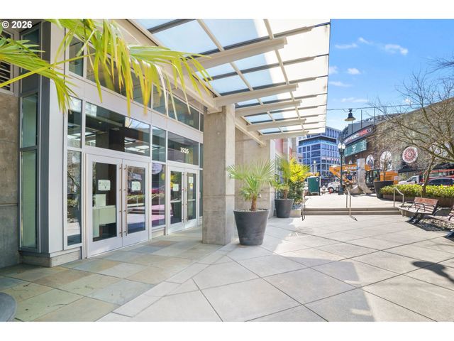 1926 W BURNSIDE St 1016, Portland, OR 97209