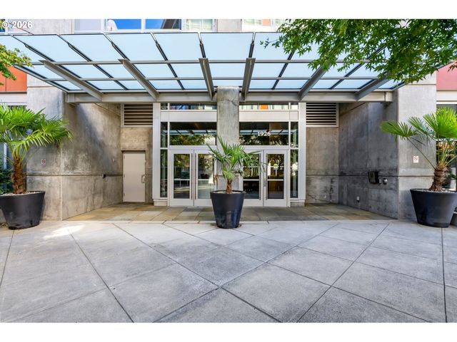 1926 W BURNSIDE St 1016, Portland, OR 97209