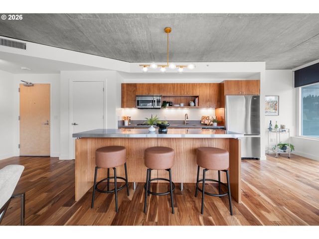 1926 W BURNSIDE St 1016, Portland, OR 97209