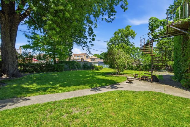 3044 N Octavia Avenue, Chicago, IL 60707