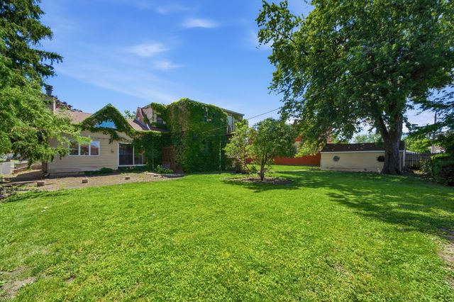 3044 N Octavia Avenue, Chicago, IL 60707