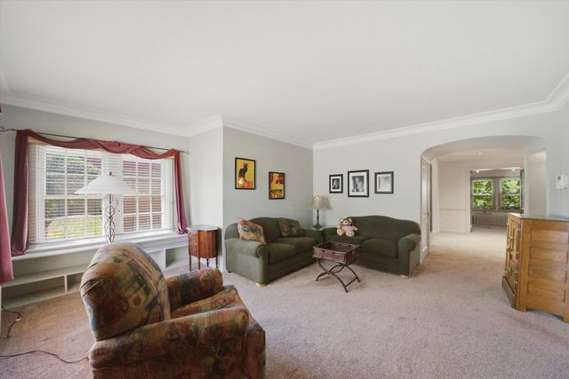 3044 N Octavia Avenue, Chicago, IL 60707