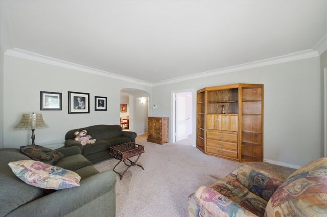 3044 N Octavia Avenue, Chicago, IL 60707