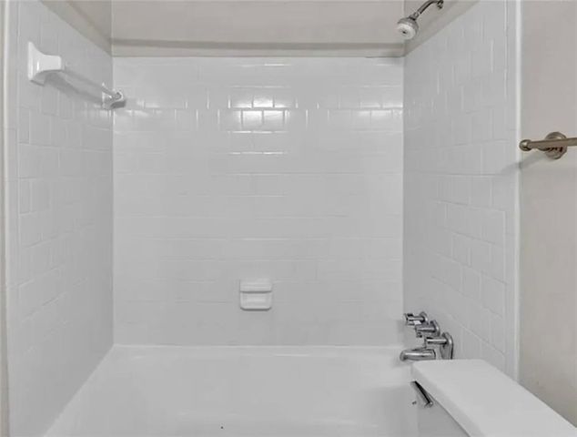6900 Roswell Road 10Q, Atlanta, GA 30328
