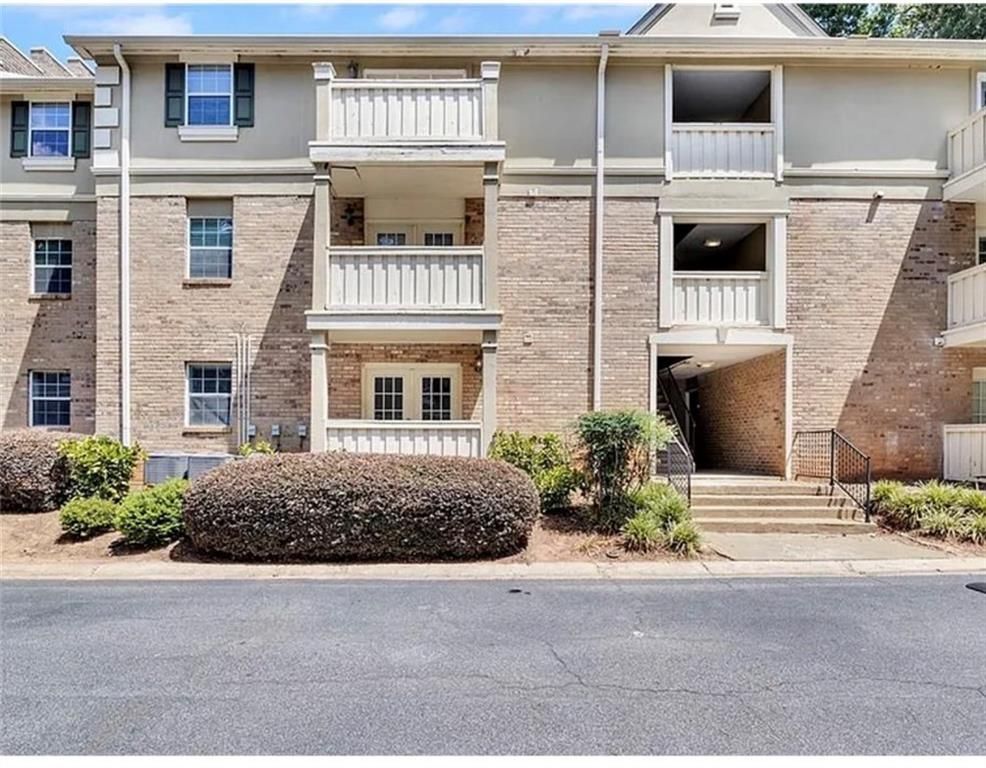 6900 Roswell Road 10Q, Atlanta, GA 30328