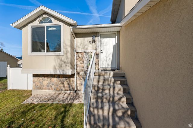 1722 W JOUST CT, Salt Lake City, UT 84116