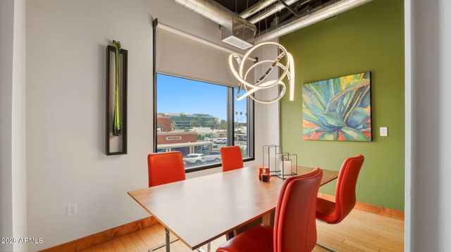 4020 N SCOTTSDALE Road 2004, Scottsdale, AZ 85251