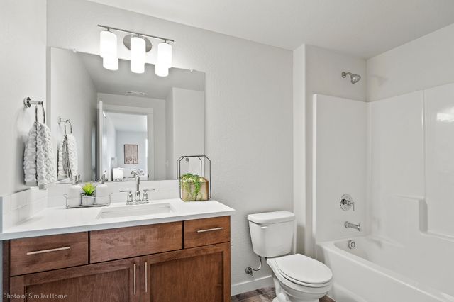 3099 Mt. Thielsen Drive 66, Medford, OR 97504