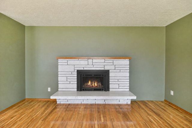 6915 W JOHANNSEN Ave, Nine Mile Falls, WA 99026