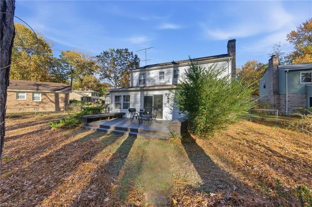 205 Orkney PL, Newport News, VA 23608