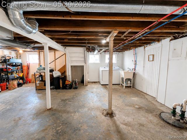 3455 Buckingham Avenue, Detroit, MI 48224