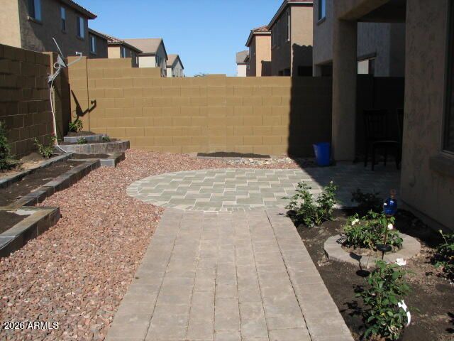 2048 W Monte Cristo Avenue, Phoenix, AZ 85023
