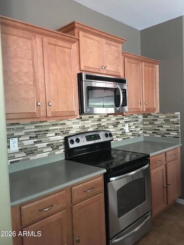 2048 W Monte Cristo Avenue, Phoenix, AZ 85023