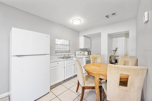 808 W MILLER STREET, Orlando, FL 32805