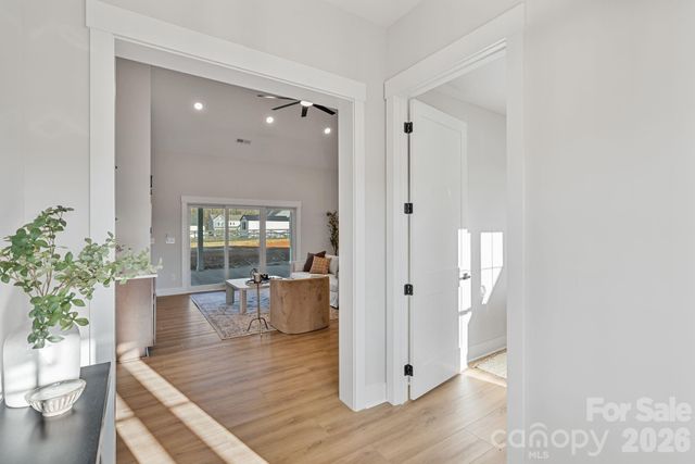 1135 Stonegate Drive, Salisbury, NC 28147