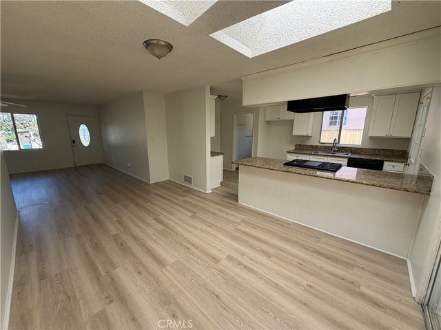 2204 Calle Tortuosa, San Diego, CA 92139