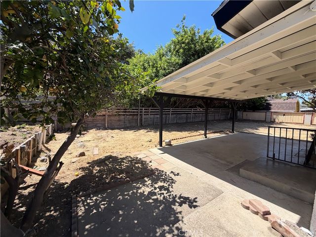 2204 Calle Tortuosa, San Diego, CA 92139