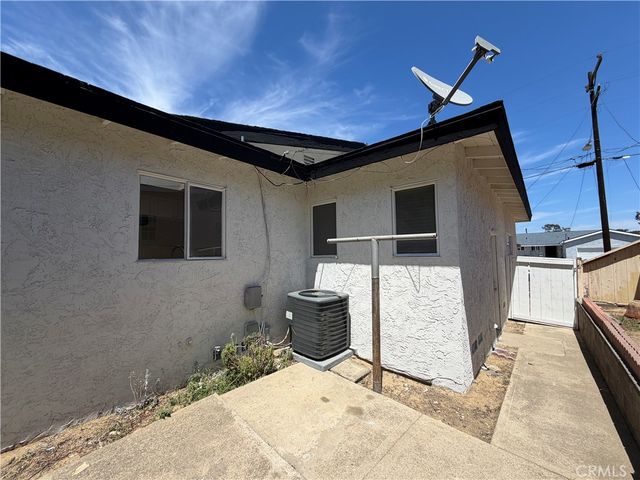 2204 Calle Tortuosa, San Diego, CA 92139