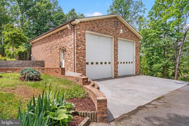 3586 RELIANCE RD, Middletown, VA 22645