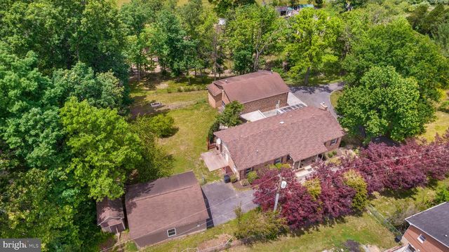 3586 RELIANCE RD, Middletown, VA 22645