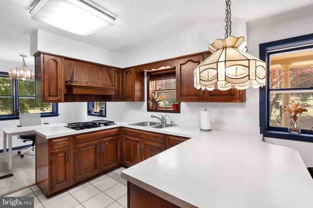 3586 RELIANCE RD, Middletown, VA 22645