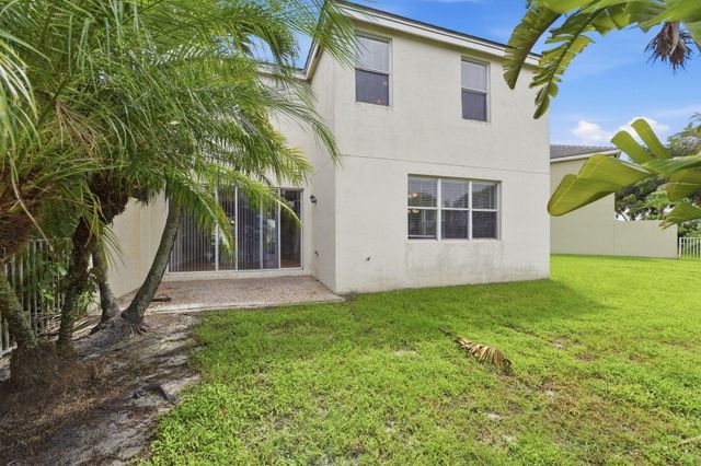 223 Berenger Walk, Royal Palm Beach, FL 33414