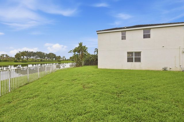 223 Berenger Walk, Royal Palm Beach, FL 33414