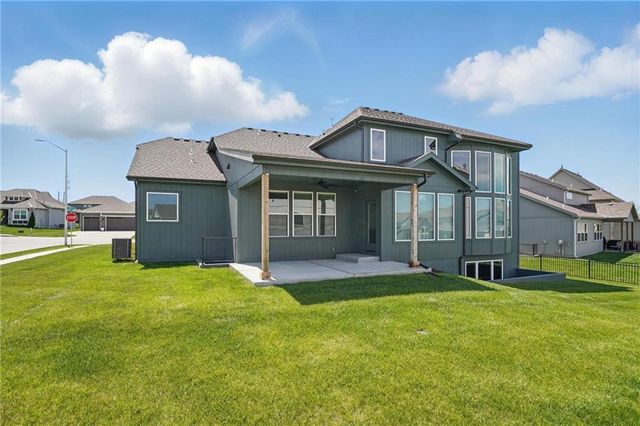 1312 NW 107th Terrace, Kansas City, MO 64155