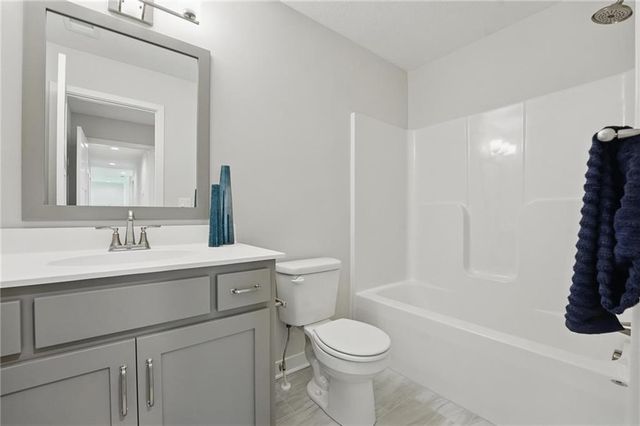 1312 NW 107th Terrace, Kansas City, MO 64155