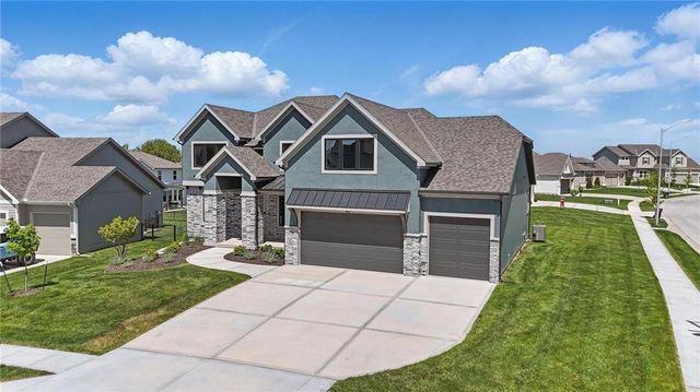 1312 NW 107th Terrace, Kansas City, MO 64155