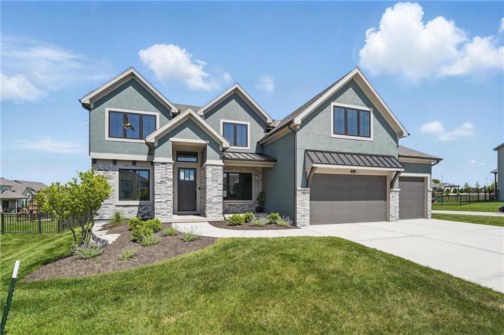 1312 NW 107th Terrace, Kansas City, MO 64155