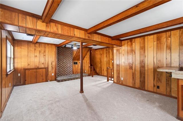 2 Larchmont CRES, Newport News, VA 23606